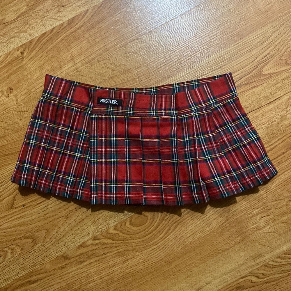 Hustler skirt